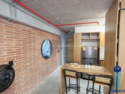 Apartaestudio en venta en Ayacucho, Medellín, 32 m² · foto 2 de 15