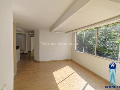 Apartamento de 3 alcobas en venta en Laureles, Medellín, 127 m² · foto 4 de 20