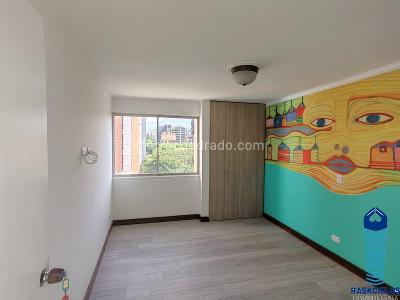 Apartamento de 4 alcobas en venta en Laureles, Medellín, 161 m² · foto 14 de 20