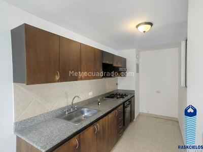 Apartamento de 2 alcobas en venta en El Poblado, Medellín, 120 m² · foto 8 de 20
