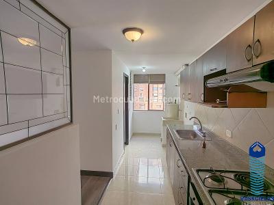 Apartamento de 2 alcobas en venta en El Poblado, Medellín, 120 m² · foto 9 de 20