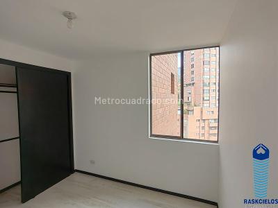 Apartamento de 2 alcobas en venta en El Poblado, Medellín, 120 m² · foto 13 de 20