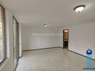 Apartamento de 2 alcobas en venta en El Poblado, Medellín, 120 m² · foto 15 de 20