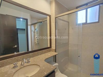 Apartamento de 2 alcobas en venta en El Poblado, Medellín, 120 m² · foto 18 de 20
