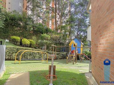 Apartamento de 2 alcobas en venta en El Poblado, Medellín, 120 m² · foto 20 de 20