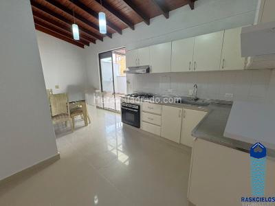 Apartamento de 3 alcobas en venta en Laureles, Medellín, 165 m² · foto 7 de 19
