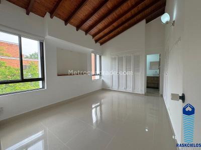 Apartamento de 3 alcobas en venta en Laureles, Medellín, 165 m² · foto 17 de 19