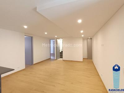Apartamento de 2 alcobas en venta en Conquistadores, Medellín, 86 m² · foto 2 de 18