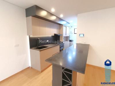 Apartamento de 2 alcobas en venta en Conquistadores, Medellín, 86 m² · foto 3 de 18