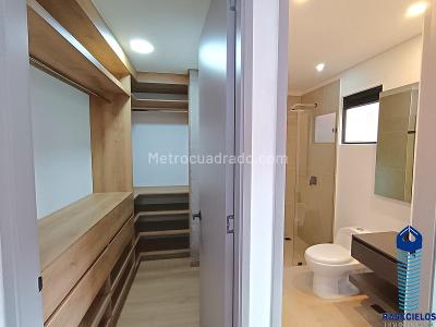 Apartamento de 2 alcobas en venta en Conquistadores, Medellín, 86 m² · foto 16 de 18