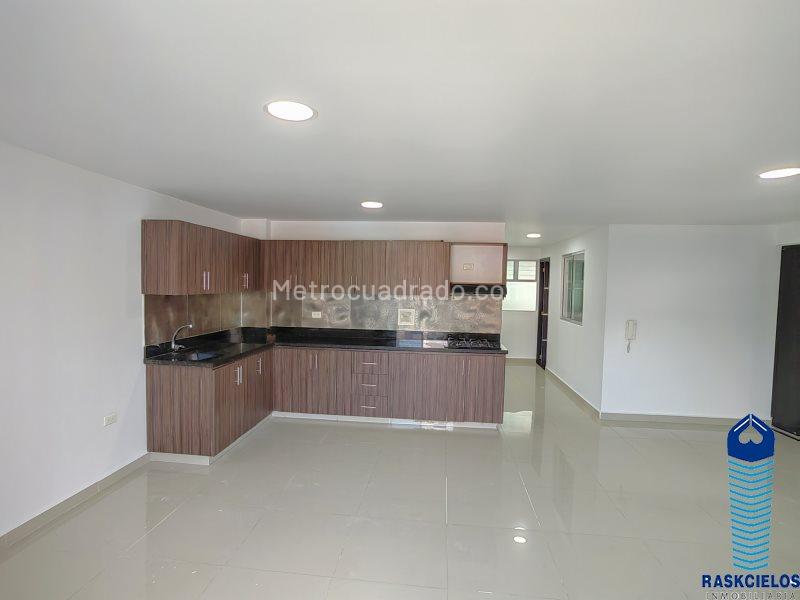Spacious 4BR Apartment in Laureles - 5