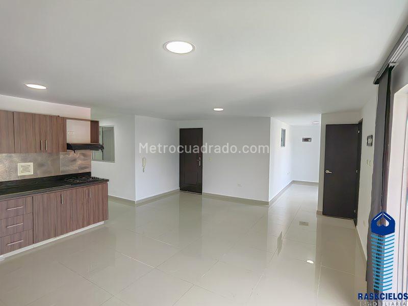 Spacious 4BR Apartment in Laureles - 7