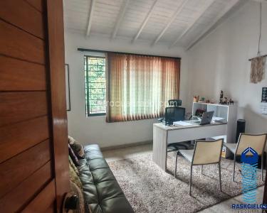 Casa de 5 alcobas en venta en Belen, Medellín, 267 m² · foto 6 de 12