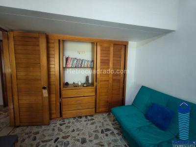 Casa de 5 alcobas en venta en Belen, Medellín, 267 m² · foto 8 de 12