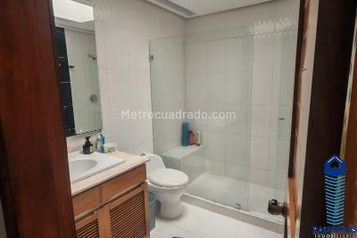 Casa de 5 alcobas en venta en Belen, Medellín, 267 m² · foto 9 de 12