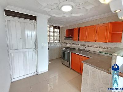 Apartamento de 2 alcobas en venta en La Candelaria, Medellín, 62 m² · foto 4 de 14