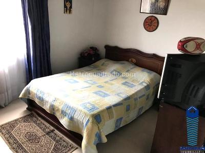 Casa de 5 alcobas en venta en Belen Rosales, Medellín, 200 m² · foto 12 de 16