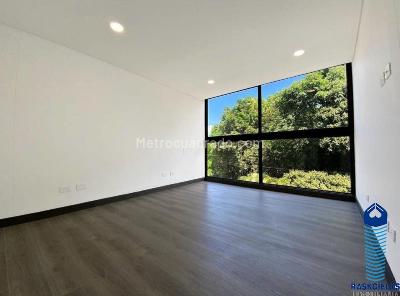 Apartamento en venta en El Nogal, Medellín · foto 7 de 9