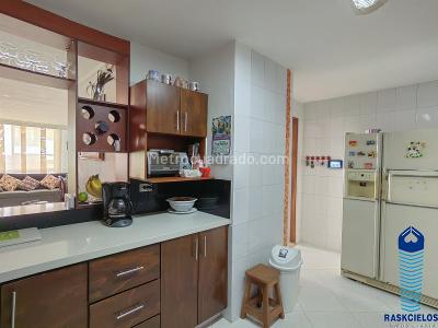 Apartamento de 4 alcobas en venta en Laureles, Medellín, 166 m² · foto 10 de 20