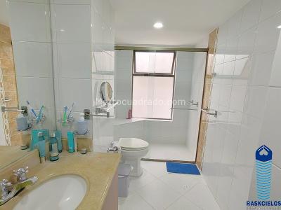 Apartamento de 4 alcobas en venta en Laureles, Medellín, 166 m² · foto 17 de 20