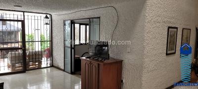 Casa de 3 alcobas en venta en Belen Alameda, Medellín, 284 m² · foto 5 de 18