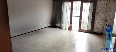 Casa de 3 alcobas en venta en Belen Alameda, Medellín, 284 m² · foto 13 de 18
