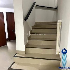 Casa de 5 alcobas en venta en Belen Alameda, Medellín, 320 m² · foto 4 de 19