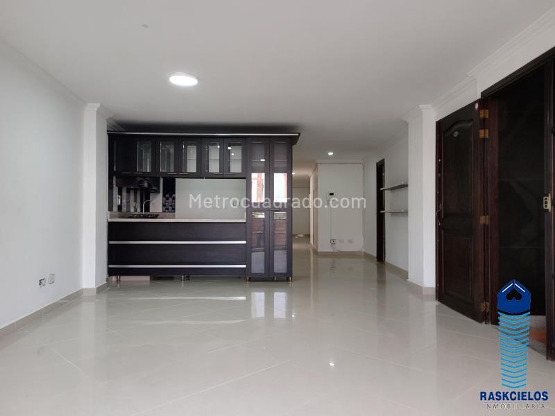 Apartamento en Arriendo, La Castellana, Medellín