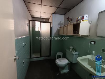 Casa de 4 alcobas en venta en El Nogal, Medellín, 232 m² · foto 12 de 15