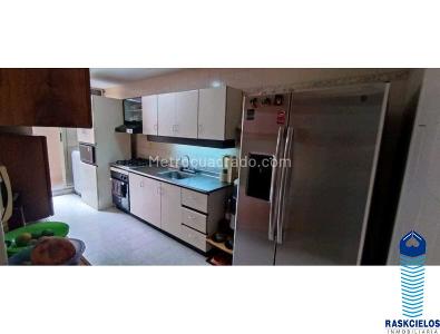 Apartamento en venta en El Nogal, Medellín · foto 6 de 16