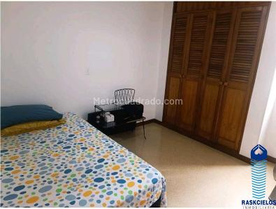 Apartamento en venta en El Nogal, Medellín · foto 12 de 16