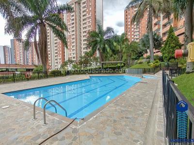 Apartamento de 4 alcobas en venta en Loma De Los Bernal, Medellín, 110 m² · foto 18 de 20
