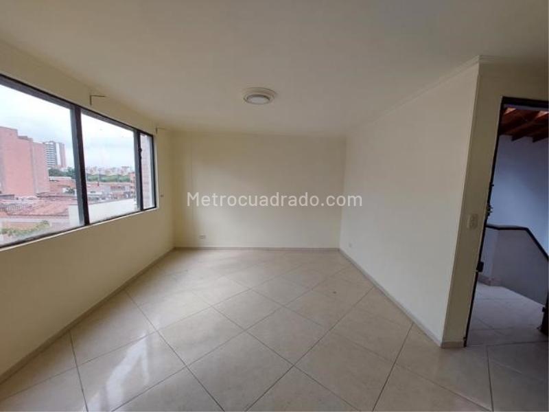 Apartamento Amplio de 2 Alcobas en El Velódromo - 4