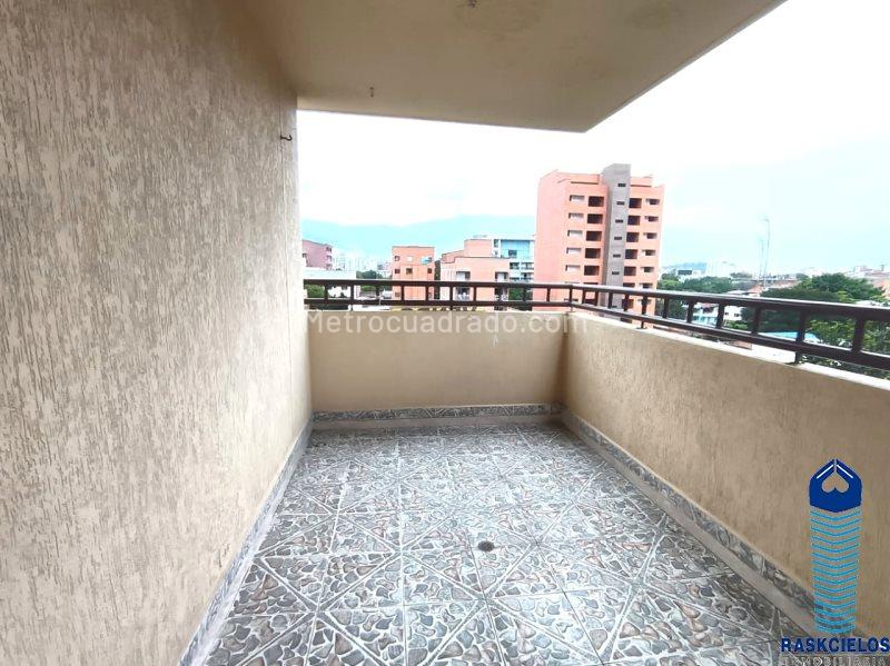 Apartamento Amplio de 3 Alcobas en Estadio - 4