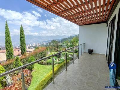 Casa de 3 alcobas en venta en El Poblado, Medellín, 450 m² · foto 12 de 20