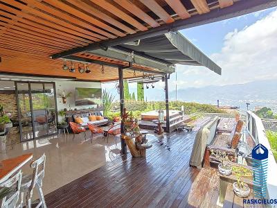 Casa de 3 alcobas en venta en El Poblado, Medellín, 450 m² · foto 15 de 20