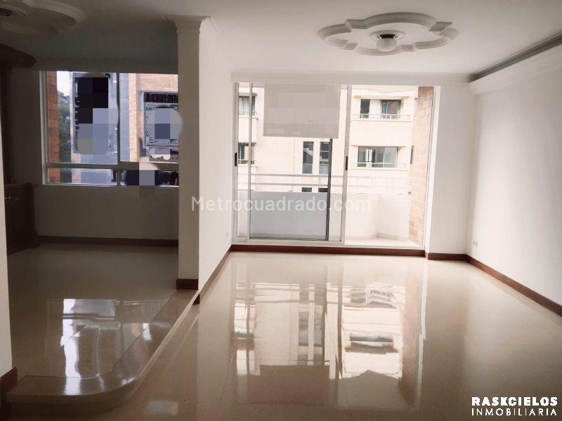 3BR Apartment in Laureles with Panoramic City View - 3
