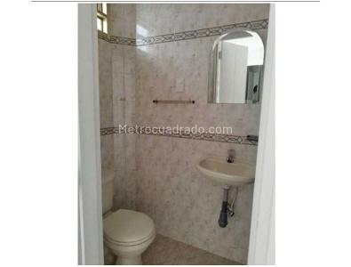 Casa de 4 alcobas en venta en El Nogal, Medellín, 250 m² · foto 8 de 11