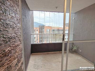 Apartamento de 3 alcobas en venta en Amazonias, Bello, 72 m² · foto 3 de 20