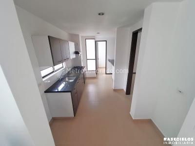 Apartamento de 3 alcobas en venta en Laureles, Medellín, 107 m² · foto 8 de 20