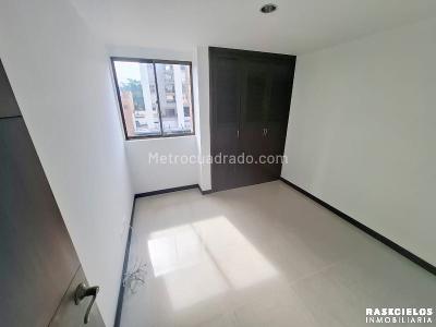 Apartamento de 3 alcobas en venta en Laureles, Medellín, 107 m² · foto 13 de 20