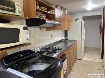 Apartamento en venta en Almeria, Medellín · foto 7 de 10