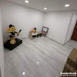 Apartamento en venta en La Almeria, Medellín · foto 4 de 8