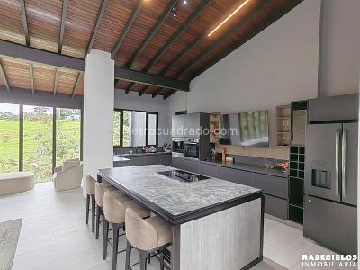Casa de 5 alcobas en venta en Alto De Palmas, Envigado, 530 m² · foto 9 de 20