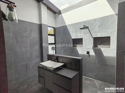 Casa de 5 alcobas en venta en Alto De Palmas, Envigado, 530 m² · foto 15 de 20