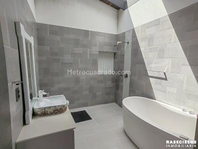 Casa de 5 alcobas en venta en Alto De Palmas, Envigado, 530 m² · foto 17 de 20
