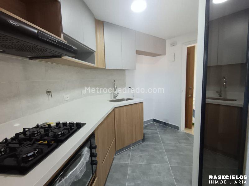 Cozy 2BR Apartment in El Nogal - 3