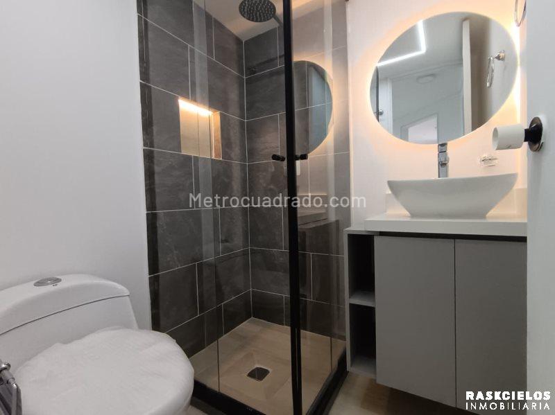 Cozy 2BR Apartment in El Nogal - 9