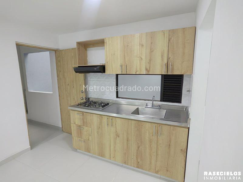 Spacious 2BR Apartment in Boston - 5