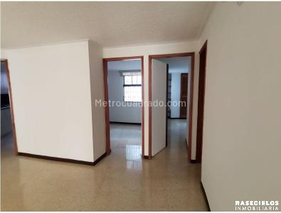 Apartamento de 3 alcobas en venta en Laureles, Medellín, 100 m² · foto 5 de 20